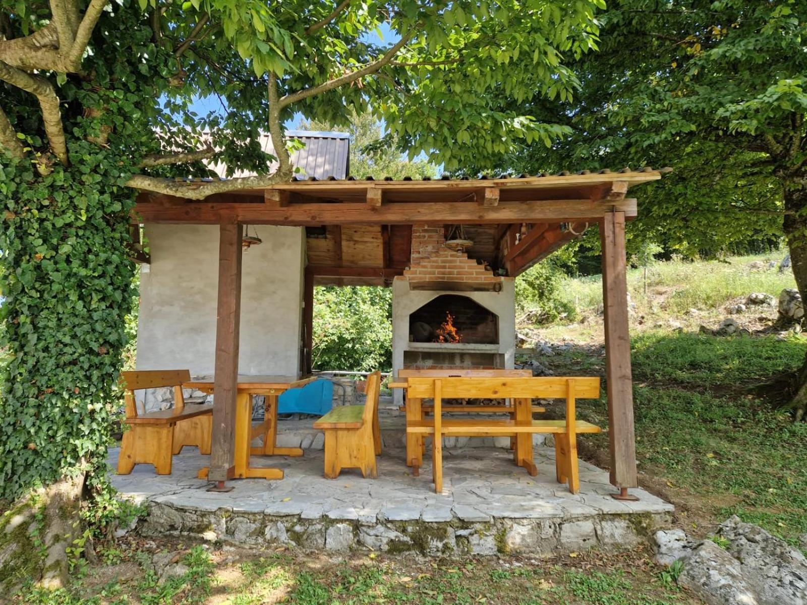 מלון רסטובקה House Luketic מראה חיצוני תמונה